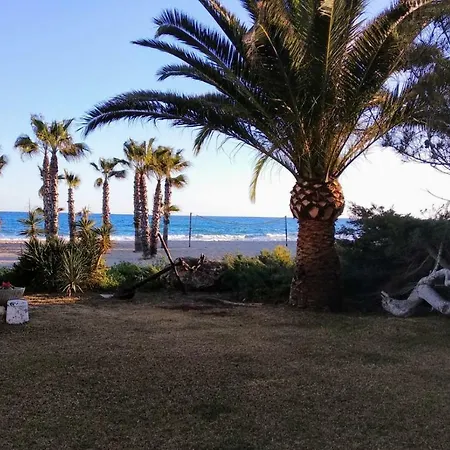 Дом отдыха Paraiso Frente Al Mar Apto Duplex Комарруга